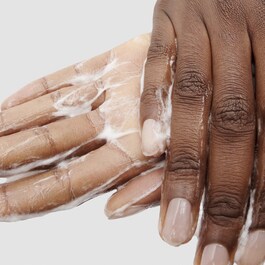 Smooting Cleanser exfoliate + glow - Weiches Reinigungsgel für ein Strahlen 