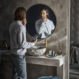 Homme - Gesichtspeeling mit Kohle