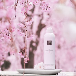 The Ritual of Sakura - Duschschaum