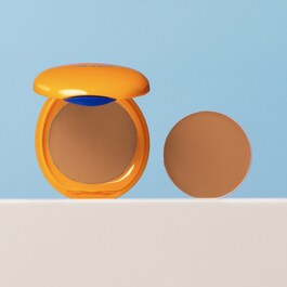 Tanning Compact -  Foundation SPF10