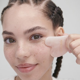 Gua Sha Quartz Rose - Gesicht und Hals