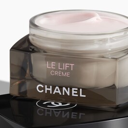 LE LIFT - Glättende und festigende Creme