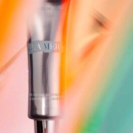 The Radiant Skintint SPF30