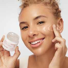 Gel-Creme mit Jeju-Kirschblüten und Niacinamid - Creme für neuen Glow