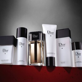 Dior Homme – Tonisierendes parfümiertes Herren-Duschgel – Holzige Noten, 200 ml