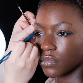 Aqua Resist Color Pencil - Wasserfester Eyeliner