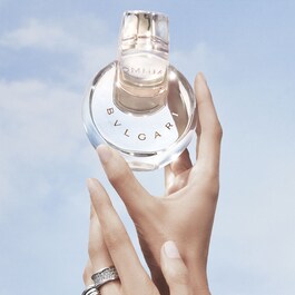 OMNIA CRYSTALLINE Eau d' Toilette