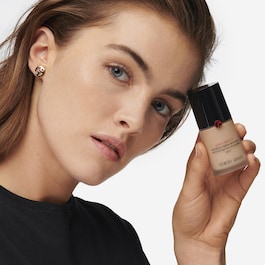 Power Fabric + - Longwear High Coverage Foundation