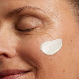 Nutri-Lumière SPF 15 Toutes Peaux - Nährende, revitalisierende Anti-Age Creme