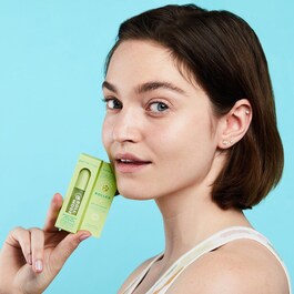 Roll Model - Aufhellendes Roll-on-Serum für die Augen