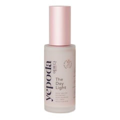 The Day Light - Ölfreie Tagescreme mit Rosenwasser, Beifuß und Niacinamid, YEPODA