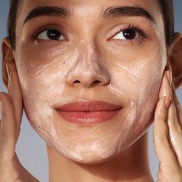 Advanced Night Cleansing Foam