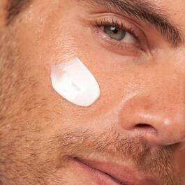 Vitamin C + Lactic - Intensive Feuchtigkeitspflege Straffung und Lifting