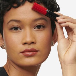 Lip Power - Lang anhaltender Lippenstift mit intensiver Farbe