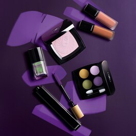 LES TAROTS DE CHANEL - Mattes Puder-Rouge