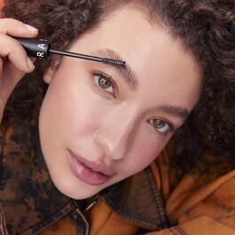FLUFF & FIX BROW WAX - Texturierendes und fixierendes Augenbrauenwachs