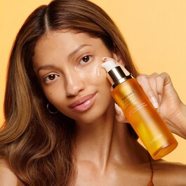 Radian-C Brightening Treatment Essence