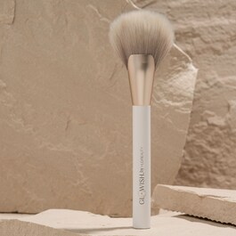 Glowish - Airbrush-Finish - Teint-Pinsel