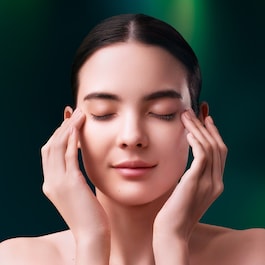 FUTURE SOLUTION LX - Legendary Enmei Ultimate Brillance Eye Cream