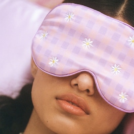 Perfekte Wimpern - Schlafmaske aus purer Seide