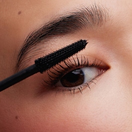 Flourishing - Verlängernde Wimperntusche