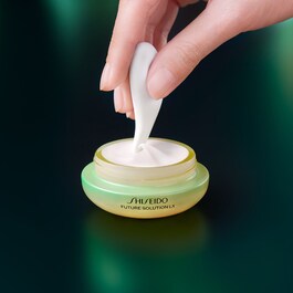 FUTURE SOLUTION LX - Legendary Enmei Ultimate Brillance Eye Cream