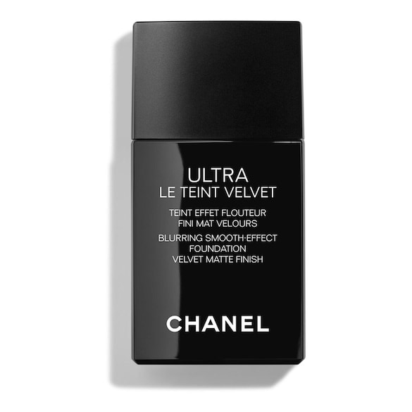 ULTRA LE TEINT VELVET - Foundation Mit Weichzeichnereffekt, Chanel