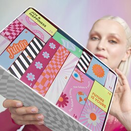 The Future is Yours - Premium Beauty-Adventskalender