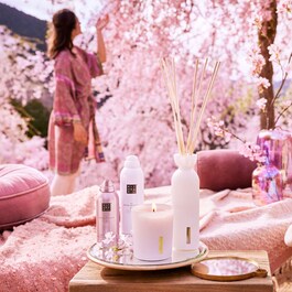 The Ritual of Sakura - Feuchtigkeitsspendende Körperlotion-Mousse