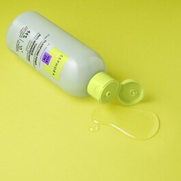 Tonic gegen Unreinheiten + reduziert das Erscheinungsbild von Poren