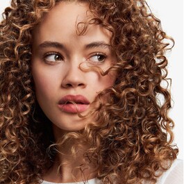 Elements - Regenerierendes sulfatfreies Shampoo für alle Haartypen
