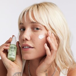 Superfood Skin Drip™ - Glättendes Serum mit Grünkohl