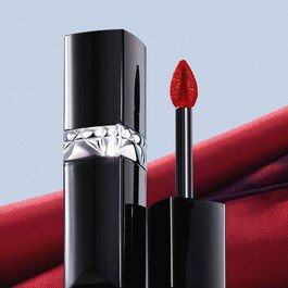 Rouge Dior Forever Liquid Lacquer Nicht abfärbender, flüssiger Lippenstift