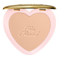 Born this way Soft Blur - Setting Puder, TOO FACED