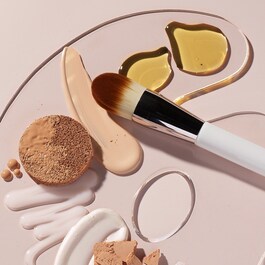 The Foundation Brush