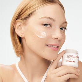 Creme für Jugendlichkeit mit schwarzem Tee - Straffende und glättende Creme