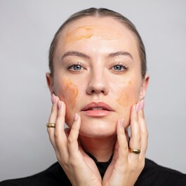 Juliet Cleanser Brightening
