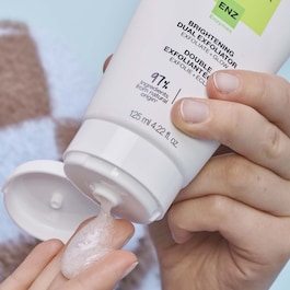 Brightening Dual Exfoliator Exfoliate + Glow - Peeling