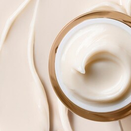 Revitalizing Supreme+ - Global Anti-Aging Cell Power Creme SPF 15