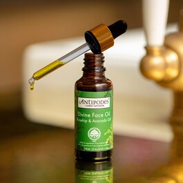 Divine Face Oil - Gesichtsöl Hagebutte & Avocado