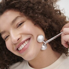 Dual -headed facial roller - Gesichtsroller mit zwei Aufsätzen