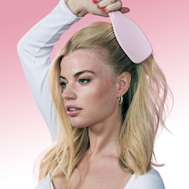 The Wet Detangler Hairbrush