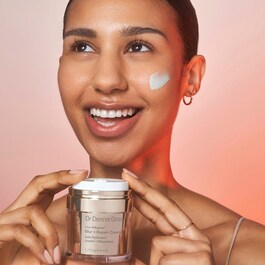 DermInfusions™ - Glättende + regenerierende Feuchtigkeitspflege