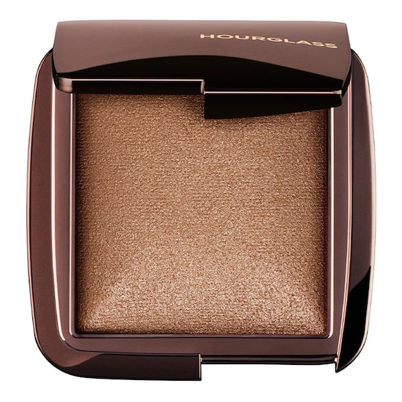Ambient Lighting Powder - Gesichtspuder für strahlende Haut, HOURGLASS