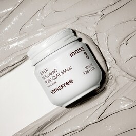 Heilerdemaske mit Vulkangestein und AHAs - Porenreduzierende Maske