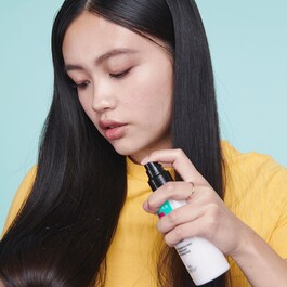 Feuchtigkeitsspendender Leave-in-Conditioner - Entwirrung + Glättung