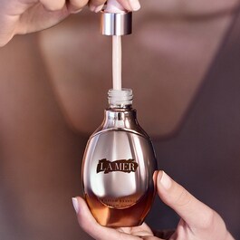 Genaissance de la Mer The Serum Essence