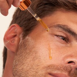 Vitamin C + Lactic - Serum mit 15% Vitamin C Straffung und Strahlkraft