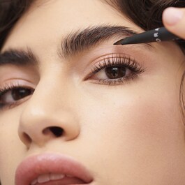 12 Le Pinceau Sourcils - Intuitive Anwendung, perfektes Finish
