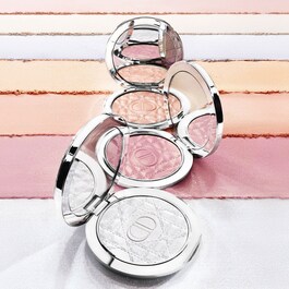 Dior Forever Glow Luminizer - Mit Hyaluronsäure angereicherter Highlighter